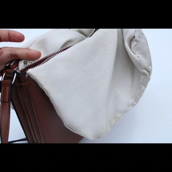 French connection cross body bag - Picture 5 of 8